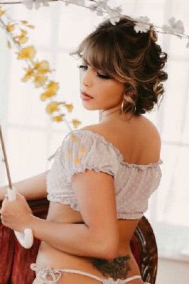 Emma Ray